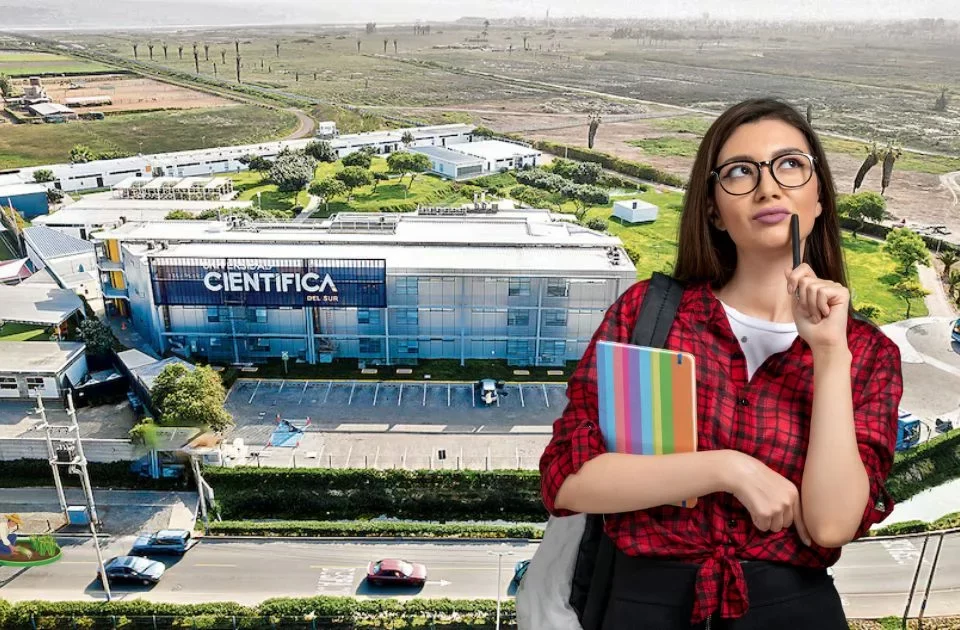 Denuncian irregularidades en costoso curso de la Universidad Científica del Sur: solo 3 de 350 estudiantes aprobaron